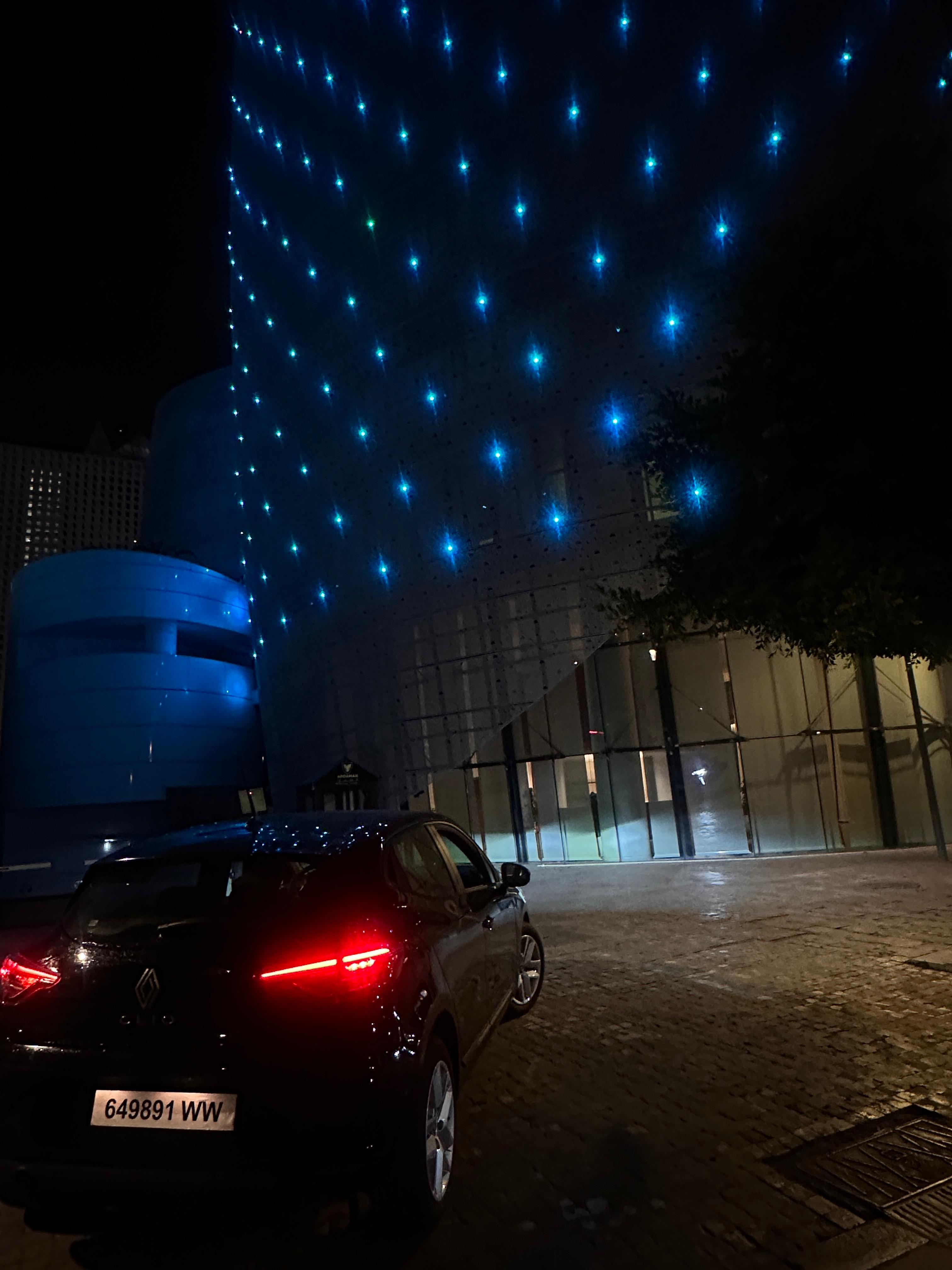 Clio 5 Carhub face tour illuminée CFC